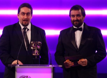 The Pickford brothers present the award for Online Browser.