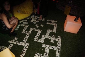 A Bananagrams game in action