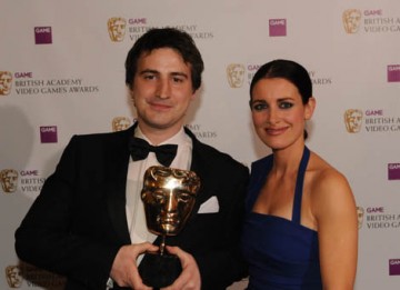 Scottish TV presenter Kirsty Gallacher presented the Best Game Award to Rob Lowe for Super Mario Galaxy (BAFTA / James Kennedy). 