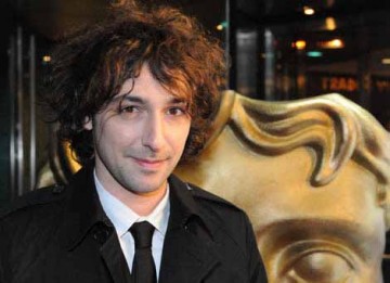 Alex Zane arrives at the GAME Video Games Awards to present the Use of Audio BAFTA (BAFTA / James Kennedy).