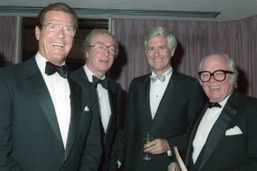 Attenborough at the BAFTA Tribute to Sean Connery in 1990.