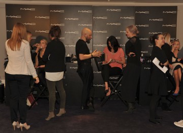 Talented MAC make-up artists make guests look fresh faced and gorgeous, ready to face the cameras on Awards night.