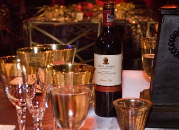 Guests enjoyed Villa Maria wine with their meal at the Brits to Watch Dinner