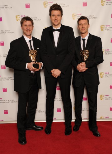 Radio 1 DJ Greg James with LA Noire composers Andrew Hale and Simon Hale. The jury praised the game’s “refreshing choice of freeform jazz that captures the era perfectly.”