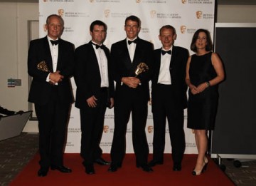 The ITN team celebrate their News Coverage BAFTA for News At Ten - Chinese Earthquake (BAFTA / Richard Kendal). 