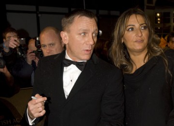 Mr Bond himself arrived in a Dunhill suit to present the Leading Actress Award (BAFTA / Richard Kendal).