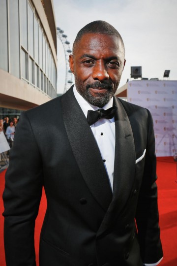 Idris Elba arrives on the red carpet